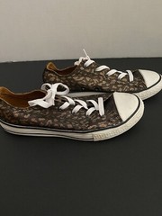 Kids Size 4 CONVERSE All Star Low Tops Leopard Print Sneakers EUC