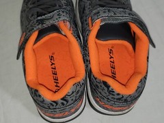 Heelys Sneakers Shoes Roller Wheels Size 4Y Kids Dinosaur Dual Up X2 HE100020
