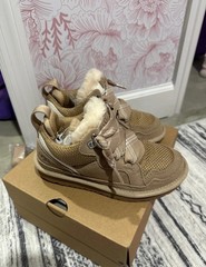 UGG Kids Camel Shearling Lined Sneakers Size 13 Unisex Suede Mesh Flat