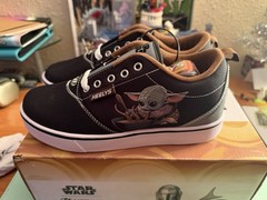 Heelys Pro 20 Prints Mandalorian Star Wars Black Bison Lily Pad Kids Sneaker Y6