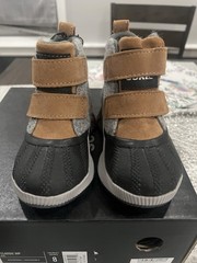 NEW Sorel Out N About Classic Alpaca Boots Sz 8 Brown/Gray/Black Toddlers