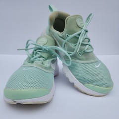 2017 Nike Presto Fly „Igloo“ Mint Green with White Swoosh Youth Shoes Size 3Y
