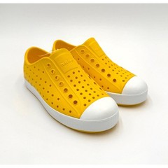NEW! Native Jefferson Child Shoes – Crayon Yellow/Shell White – c12 (toddler 12)