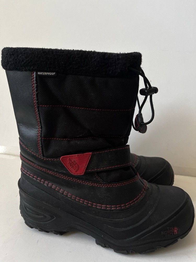 The North Face Pull On Snow Boots Unisex US 4 Black Red Waterproof Insulated