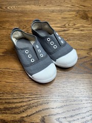 Namoo Cap Toe Gray Canvas Eco-Friendly Handmade Kids Shoes Made in Spain Size 10