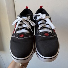 Heelys Pro 20 Black/Red/White Low Top Wheel Sneakers Lace Up Unisex Kids US 7