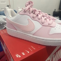 Nike Court Borough Low DV5456 105 Big Kids 4 Pink/white Sneakers New In Box