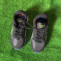 Reebok Toddler Black Neon Classic Style Iconic Sneakers Shoes Kids Size 8 NEW