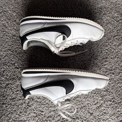 Size 6.5 (GS) – Nike Cortez Basic SL Low White – 904764-102