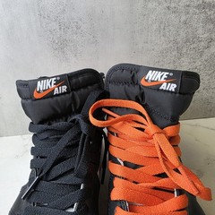 NIKE AIR JORDAN 1 ONE HIGH ELECTRO ORANGE BOYS SIZE 5.5Y 575441-180