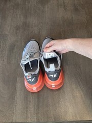 Nike Air Max 270 Wolf Grey Bright Crimson White 943345-039 GS Size 6.5Y