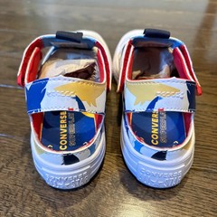 Converse All Star Superplay Shark Print Sandals Kids Size 1 White Red Blue