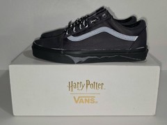 VANS HARRY POTTER DEATHLY HALLOWS SIZE 6.5