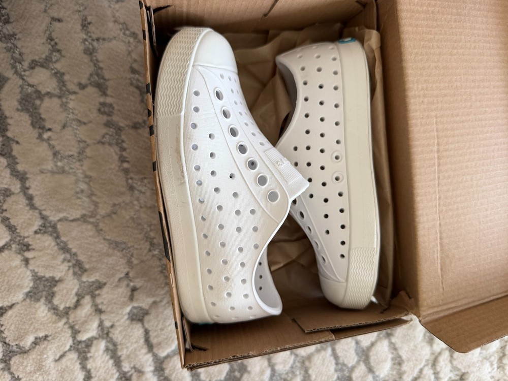 NIB Native Shoes Jefferson Kids C9 Slip On Shell White All White Sneaker MSRP$50
