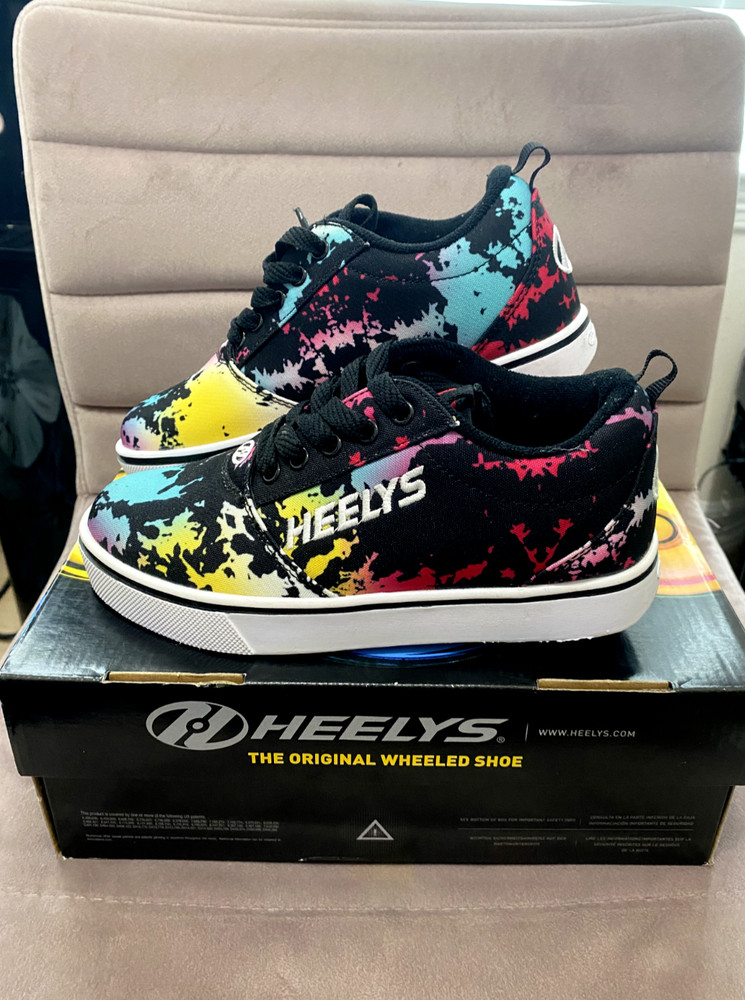 Heelys Roller Sneakers Pro 20 Print US Youth Size 3 Multicolor HES10406 w/wheels