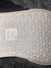 Veja Kids Hook & Loop Extra White Kids Shoe Mismatched Sneaker Size 5 In Exc Co