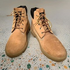 NEW Junior Timberland Classic 6″ Waterproof Boots Boys Size 7 Youth in Wheat