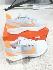These are Nike Star Runner 4 NN Size 7y