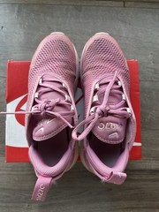 Nike Air Max 270, Size Y2