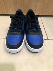 Nike court low boys, 4 1/2￼