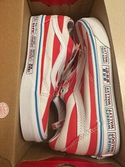 NEW Vans Old Skool Shoes X Where’s Waldo Limited Edition Kids/Youth Size 3.5Y
