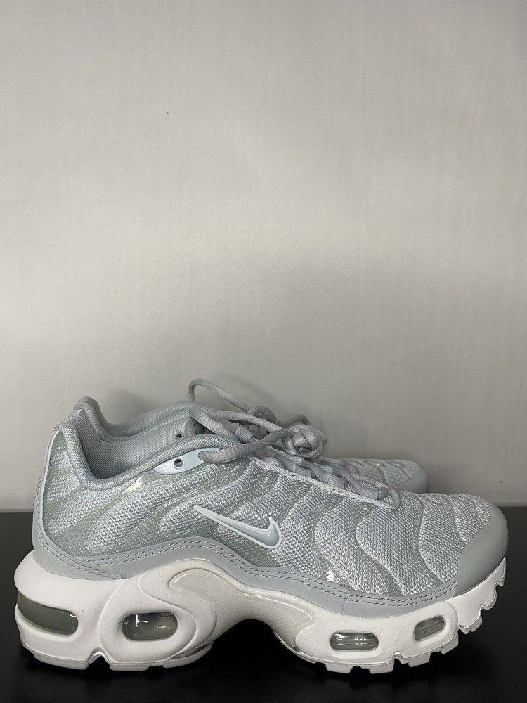 Nike Air Max Plus GS ‘Aura White’ Sneaker CD0609-407 GS Size 4Y Women’s Size 5.5