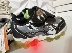 Jurassic Park LED Light-Up Dinosaur Camouflage Sneakers Kids Size 7
