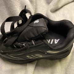 Air Wave Size 3 Wheel Roller Shoes, Black and Green, New In Box