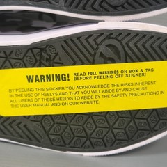 Heelys Wheeled Shoes Youth Size 4 Pro 20 Prints Grey Camo with Tool & Heel Plugs