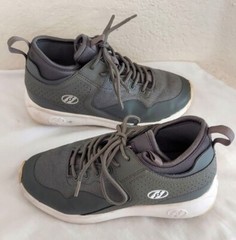 Heelys Piper HE100240 Youth Size 4Y Gray and White Skate Sneakers Shoes