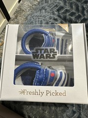 Star Wars freshly picked shoes size 4 New With Box
