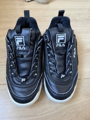 Fila Disruptor II Big Kid Size 2 Sneakers Black White (No Laces)