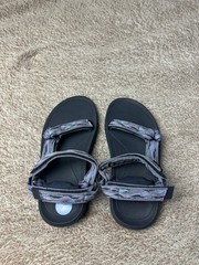 Teva Hurricane XLT 2 Mesh Total Eclipse Kids size 2 Sandals NWOB