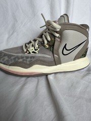 Nike Kyrie Infinity Leopard Camo 2022 Little Kids Size 4Y Basketball Shoes