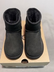 UGG Kids Classic Mini Ii Boots | Black | 1017715K-BLK | Authentic Brand New