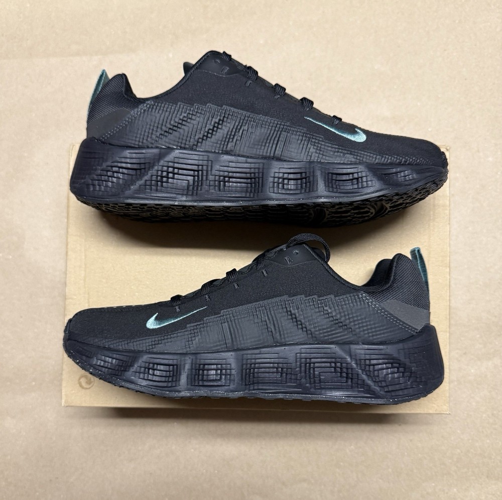 Nike Ava Rover Run GS Black Anthracite size 4.5y running shoes NEW Rare!