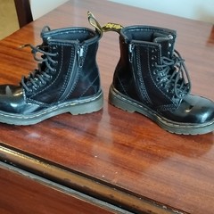 Dr. Martens Brookl Black Patent Leather Kids Combat Boots Size 8 US 24 EU