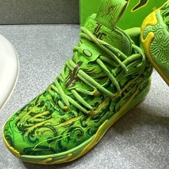 Melo Ball Lime Green “Not From Here” 1.1.1 – Kids 4.5