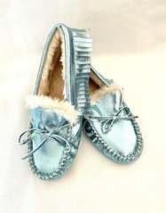 J Crew Crewcuts Kids Mocassin Slippers Aqua Blue Faux Fur Lining sz K 5
