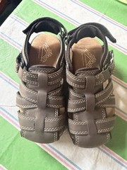 Thereabouts Memory Foam Toddler size 10 Brown Leather Sandals Closed Toe