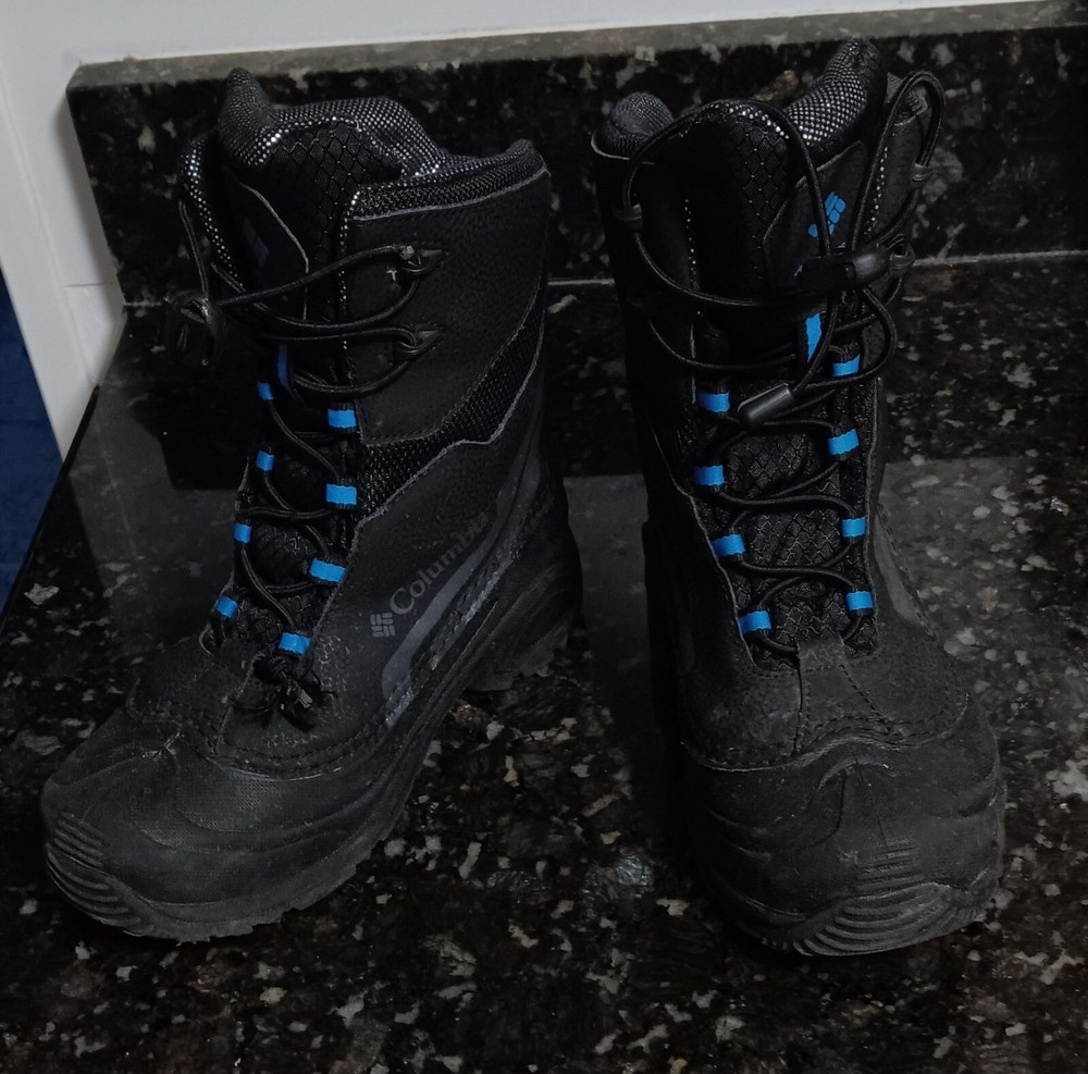 Columbia Boots Youth 5 Bugaboot Omni Heat Black Winter Waterproof Mid BY5955-010