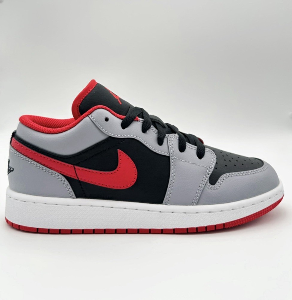 Air Jordan 1 Low GS Black Fire Red Cement Grey 38 US5.5y 553560-060 Sneakers