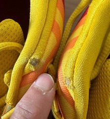 Nike Kyrie 4’70s DecadesPack Amarillo Irving943806-700 Youth 7/Women’s 8.5