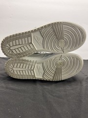 Nike Air Jordan 1 High Silver CO.JP Kids Sneakers 5.5Y/ 7W 575441-029