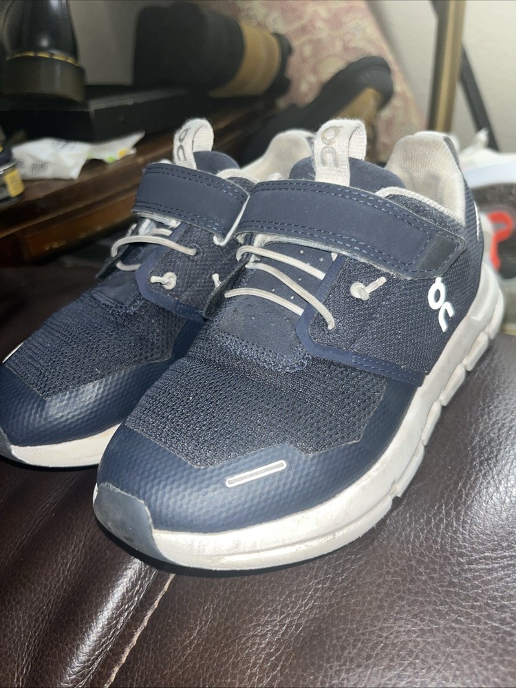 On Cloud Shoes Kids