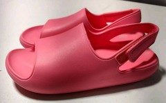 32 Degrees Cool Youth Cushion Slides Size Large 2-3 Pink Coral