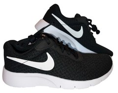 Nike Tanjun PS Black/White 818382-011 Youth Size 1.5 Y New With Box