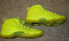 Nike Air Foamposite Pro Little Posite Volt Neon Green CW1593-702 Youth Size 6Y