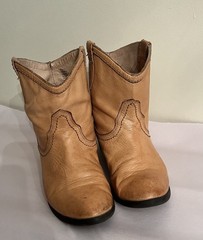 Frye Boots Carson Shortie Boy Size 3 Tan Leather Pull On Ankle Boots kids boots