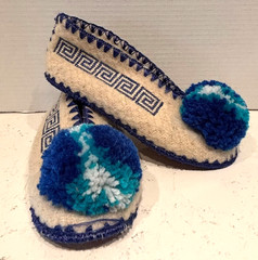 GREEK CHILDRENS „MINAS“ TRADITIONAL WOOLEN BLUE SLIPPERS, 7YRS,US SZ 7 . NEW